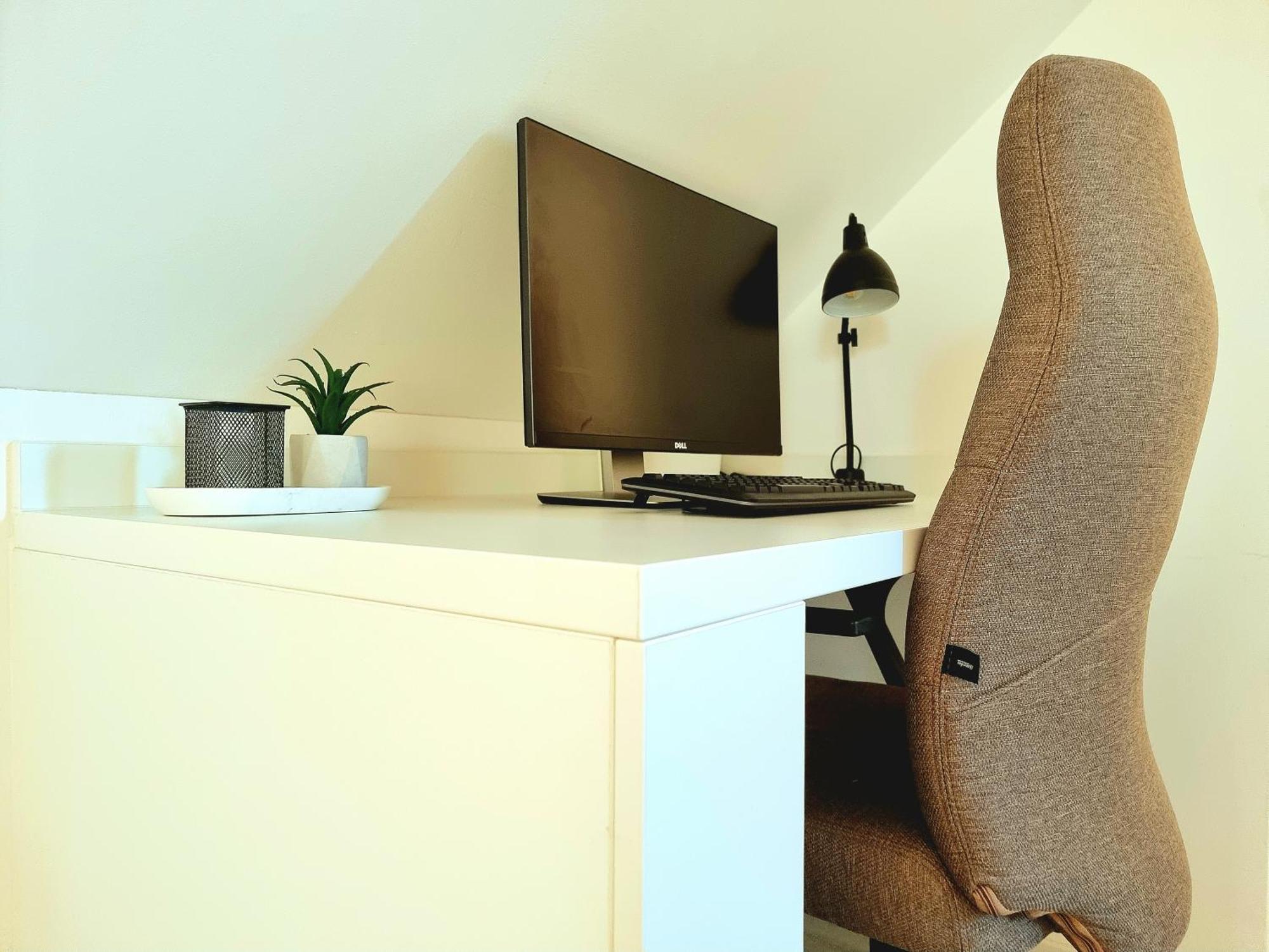Homestay-Stylish, Zentral- Loft Apartment-Parking Ingolstadt Esterno foto