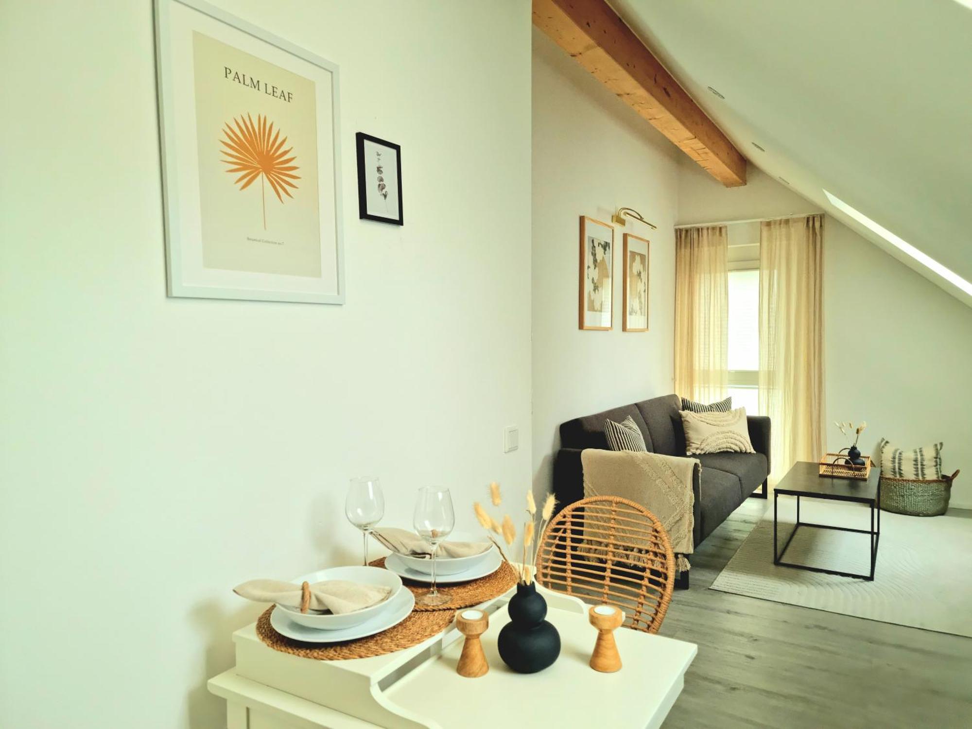 Homestay-Stylish, Zentral- Loft Apartment-Parking Ingolstadt Esterno foto